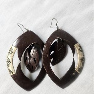 Closing out 3/19 Coconut hawaiian Polynesian style monsterra earrings